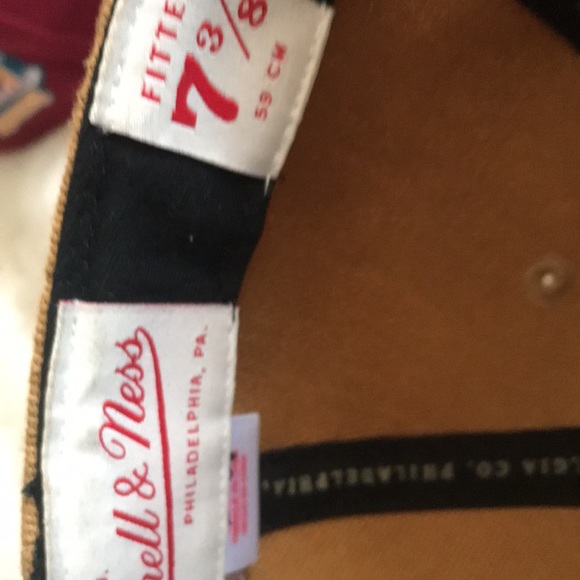 Bulls fitted (wheat) - Picture 3 of 5